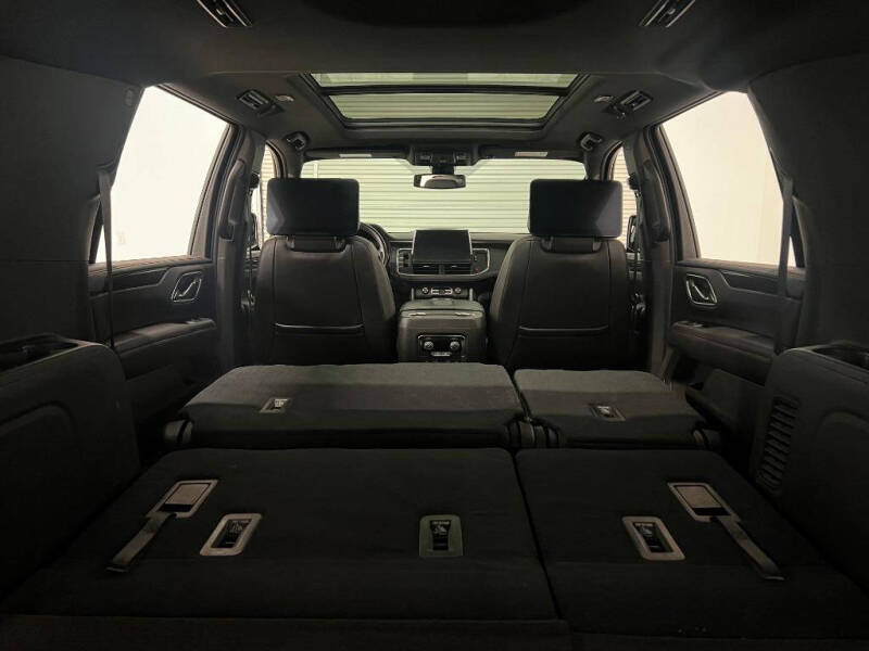 2021 Chevrolet Suburban RST