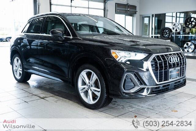 2019 Audi Q3 quattro S line Prem Plus 45 TFSI