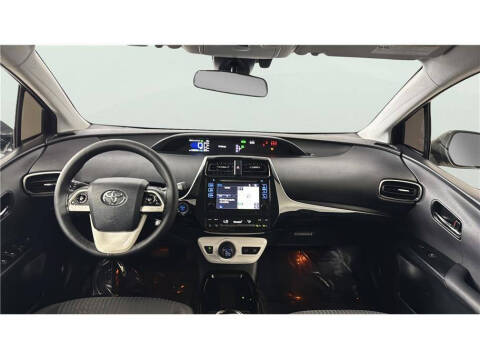 2017 Toyota Prius Three