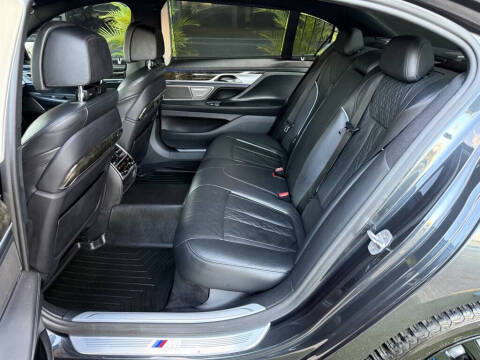 2019 BMW 7 Series 740i