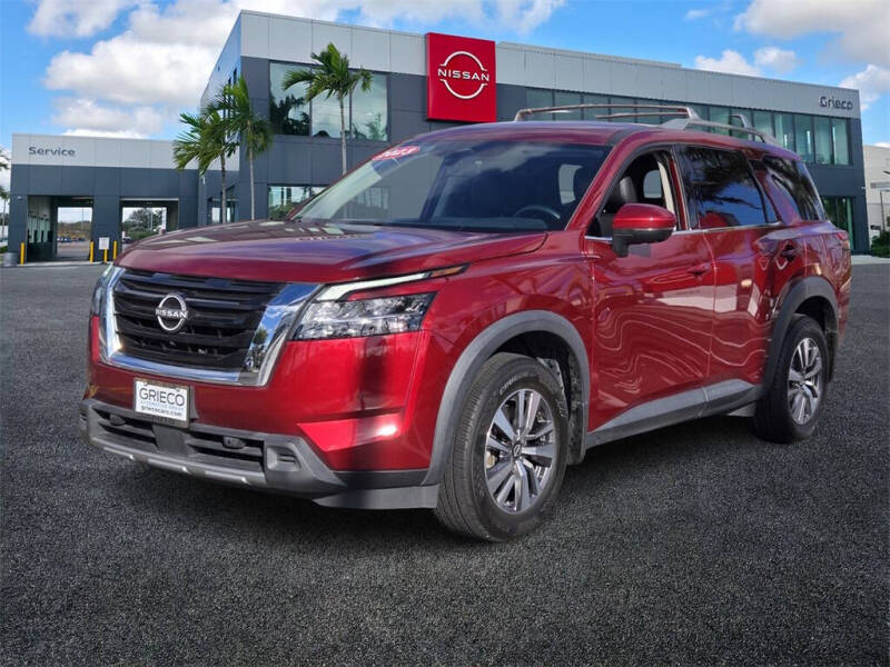 2023 Nissan Pathfinder SL