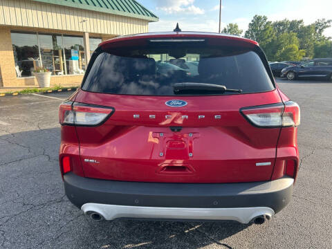 2020 Ford Escape SEL
