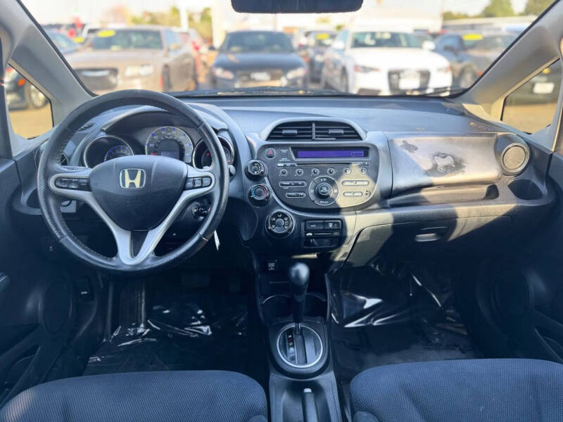 2013 Honda Fit Sport