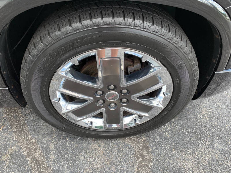 2011 GMC Acadia Denali