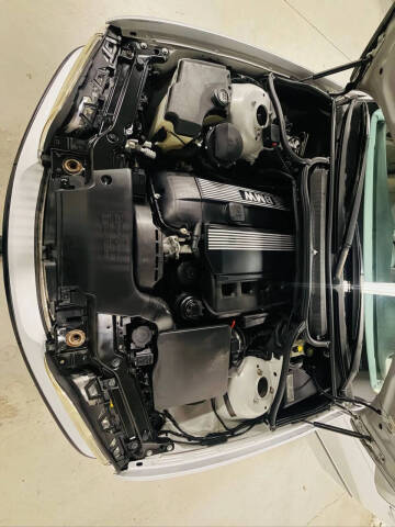 2003 BMW 3 Series 330xi