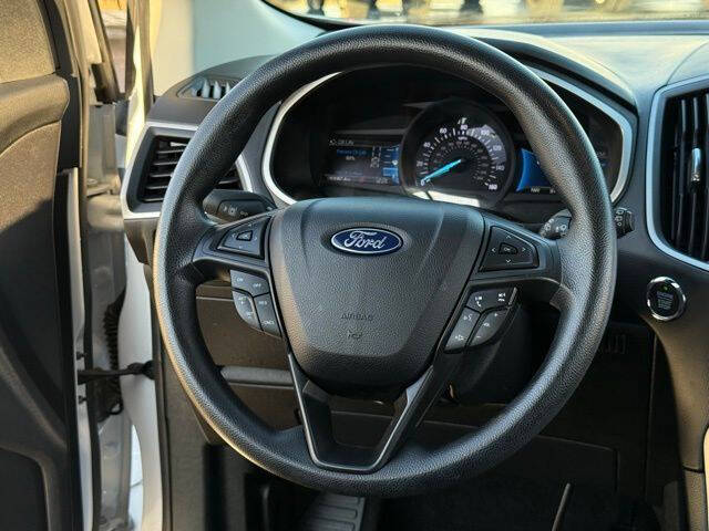 2021 Ford Edge SE