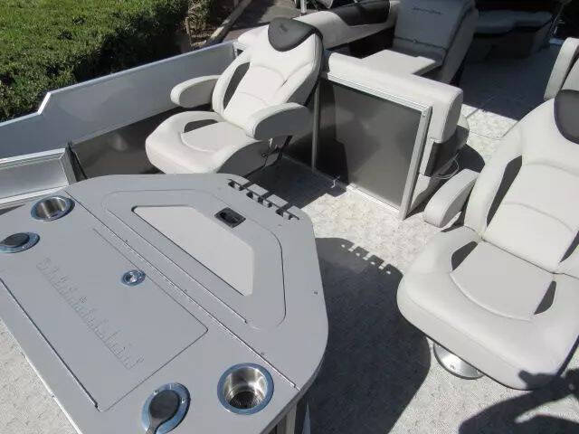 2025 South Bay PONTOON 224FCR LE