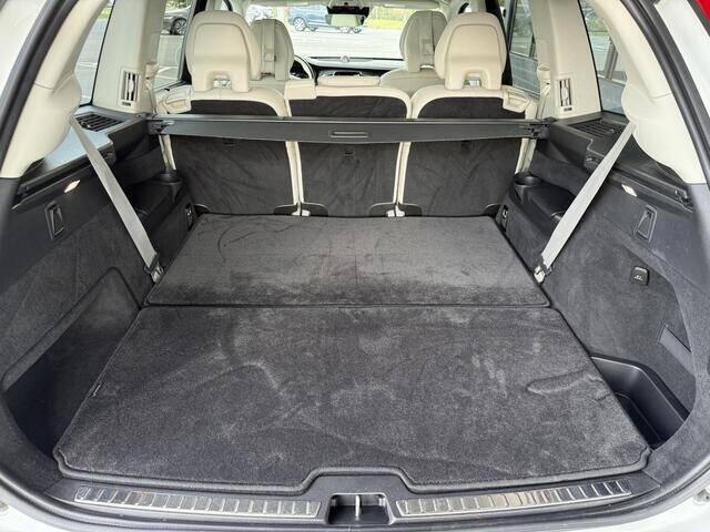 2022 Volvo XC90 Recharge T8 Inscription 7P