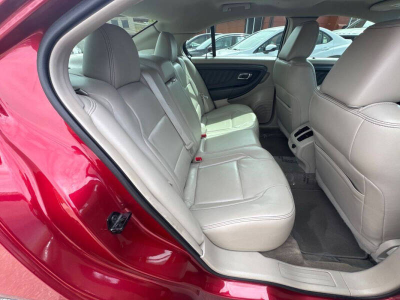 2012 Ford Taurus SEL