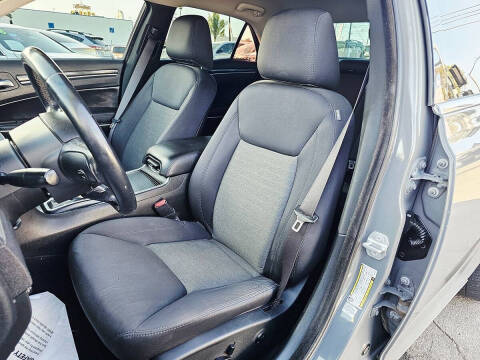 2018 Chrysler 300 Touring