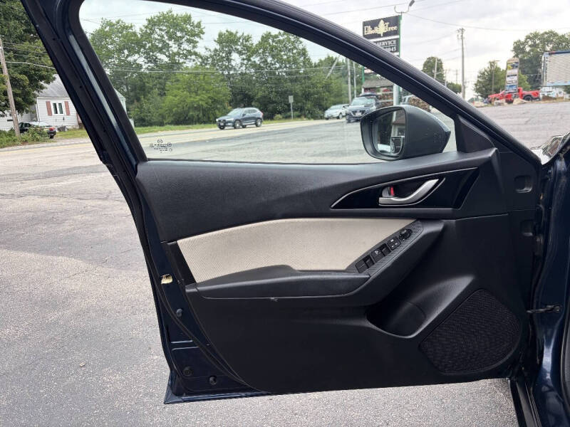 2016 Mazda MAZDA3 i Sport