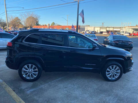 2017 Jeep Cherokee Overland