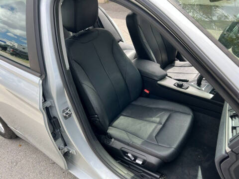 2016 BMW 3 Series 320i