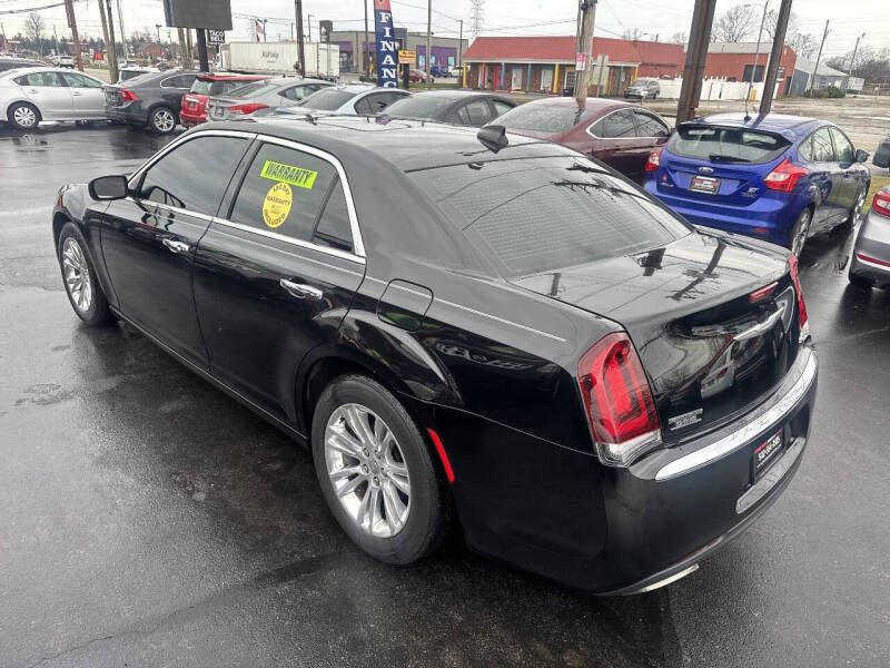 2015 Chrysler 300 C