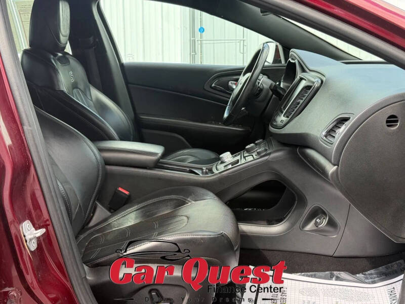 2016 Chrysler 200