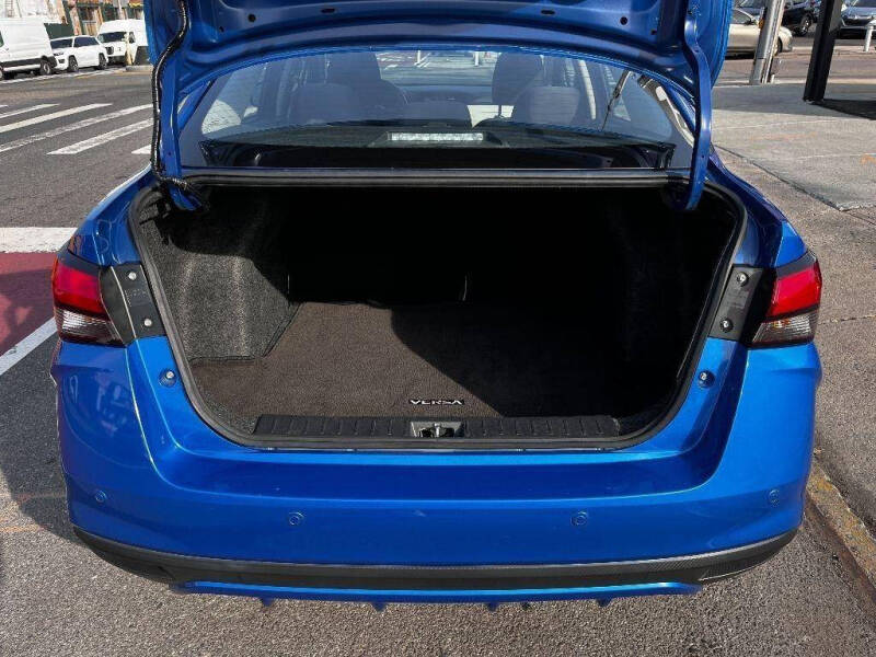 2021 Nissan Versa SV