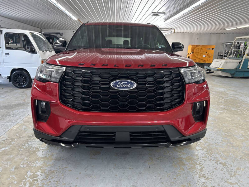 2025 Ford Explorer ST-Line