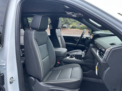 2025 GMC Yukon XL Elevation