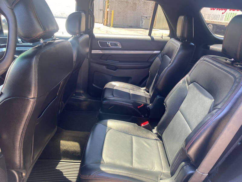 2016 Ford Explorer Sport