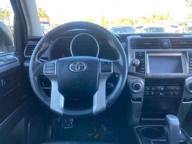 2011 Toyota 4Runner Limited photo 16