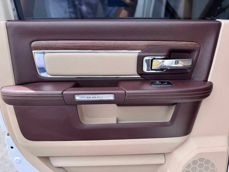 2016 RAM 1500 Laramie