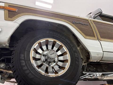 1988 Jeep Grand Wagoneer