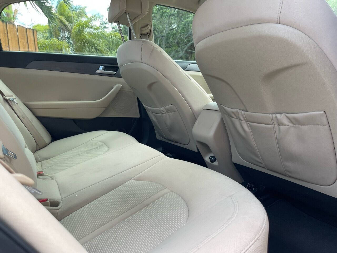 2016 HYUNDAI Sonata Sedan - $10,800