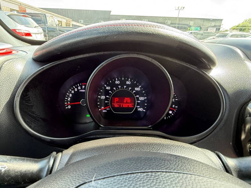 2016 Kia Soul +