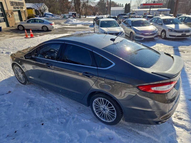 2015 Ford Fusion SE