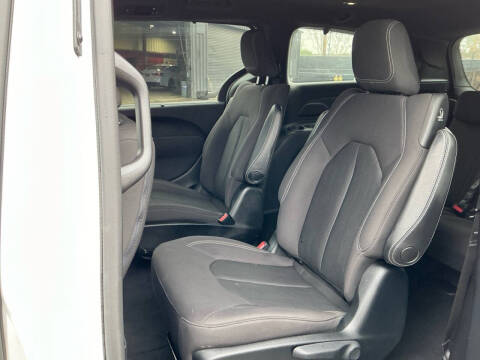 2020 Chrysler Pacifica Hybrid Touring