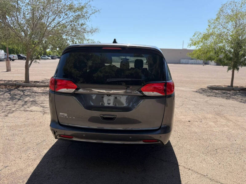 2018 Chrysler Pacifica L
