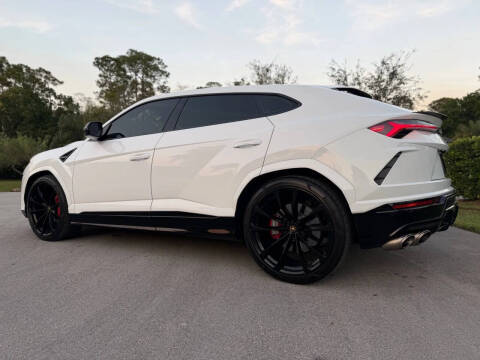 2022 Lamborghini Urus