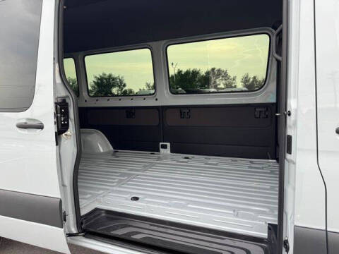 2025 Mercedes-Benz Sprinter 2500
