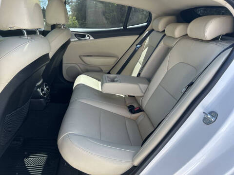 2022 Kia Stinger GT1