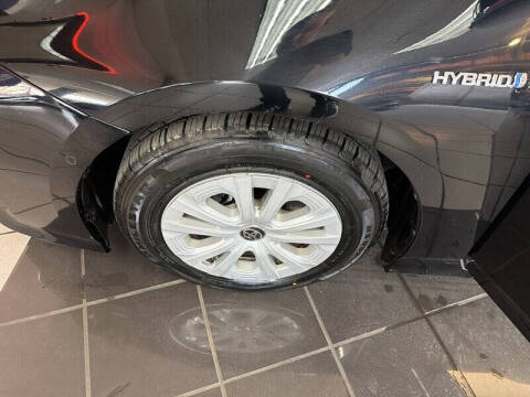 2022 Toyota Prius LE