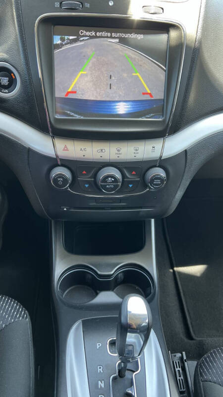 2019 Dodge Journey SE