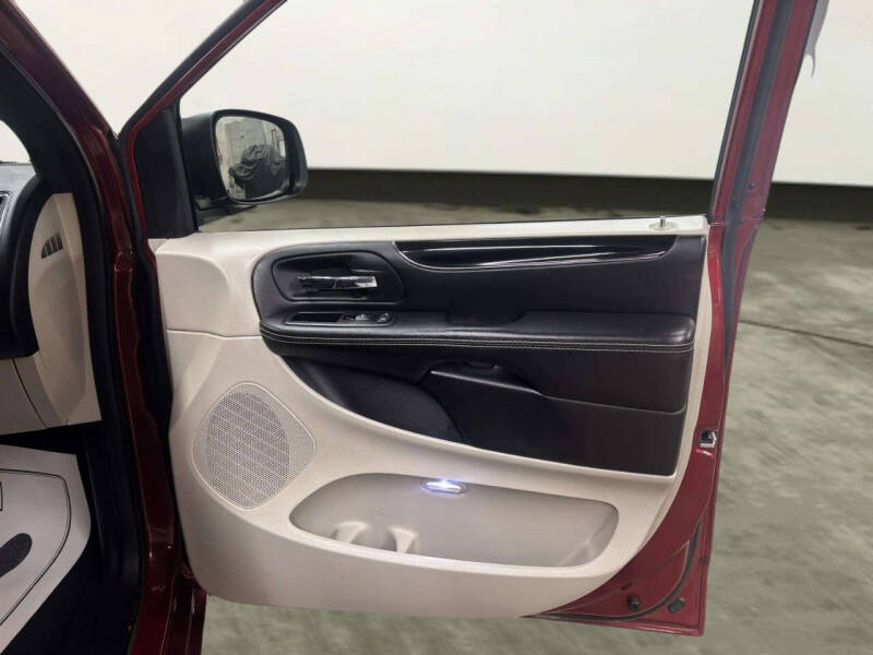 2015 Dodge Grand Caravan SE