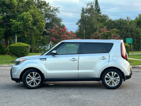 2014 Kia Soul +