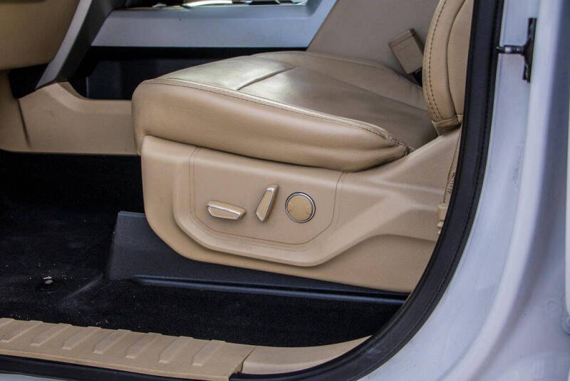 2019 Ford F-350 Super Duty Lariat