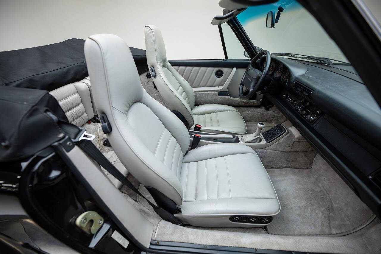 1990 Porsche 911 157