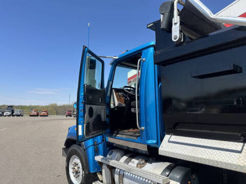 2022 Western Star 4700 SF