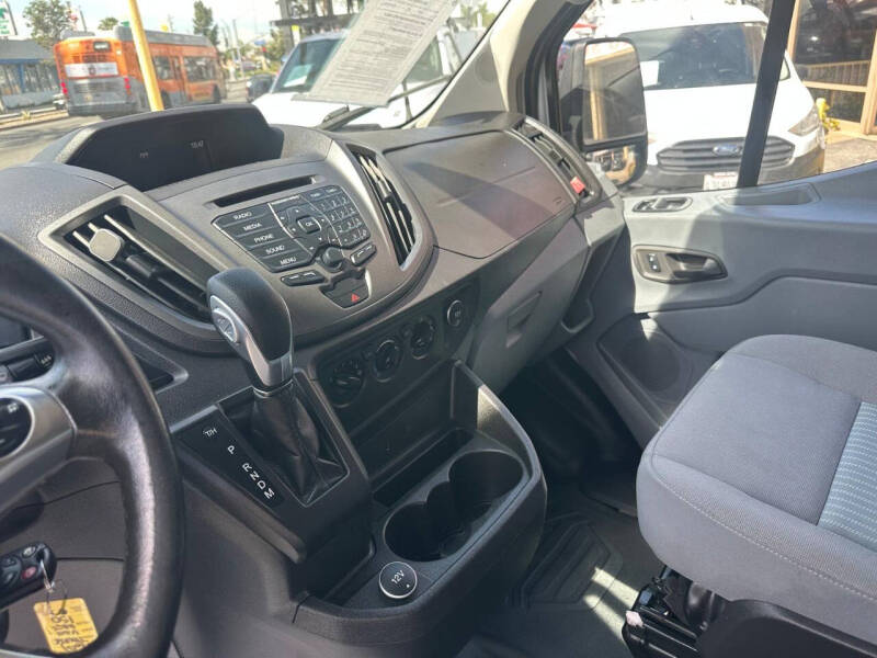 2017 Ford Transit 150