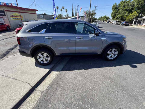 2022 Kia Sorento LX
