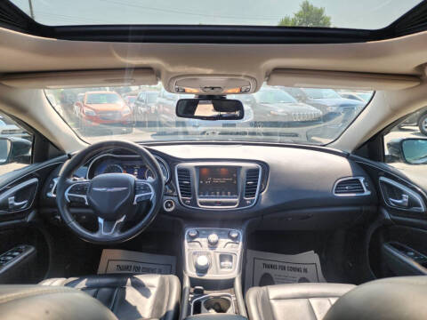 2015 Chrysler 200 C