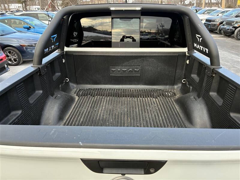 2024 Nissan Titan