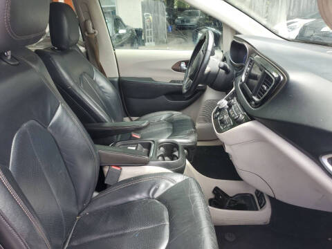 2018 Chrysler Pacifica Touring L