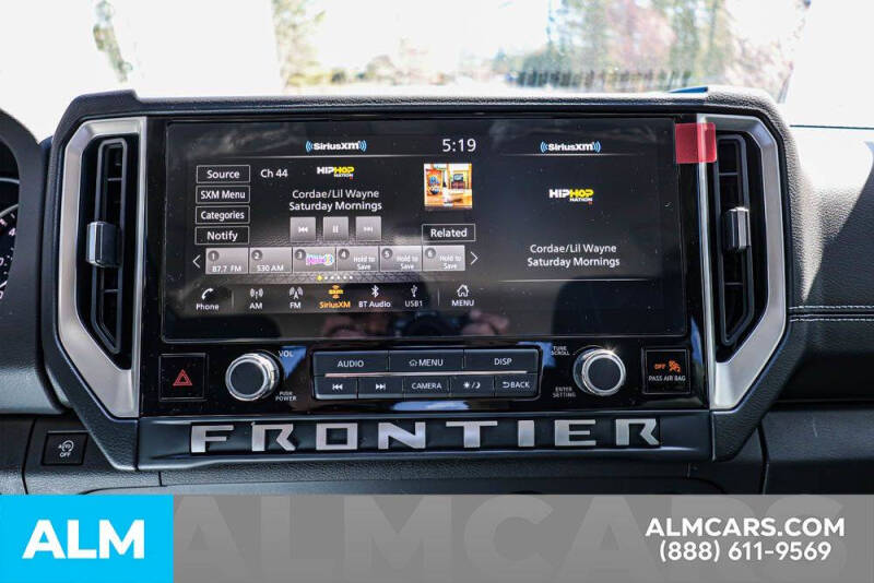 2025 Nissan Frontier SV