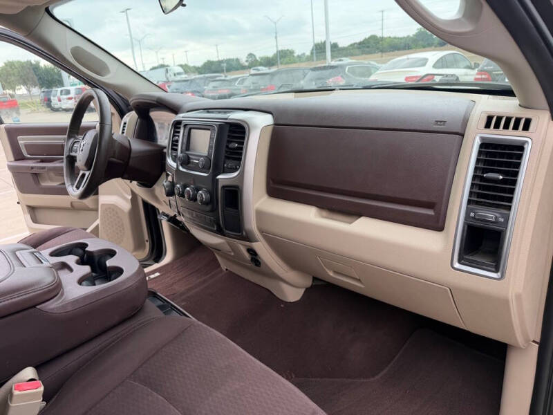 2019 RAM 1500 Classic SLT