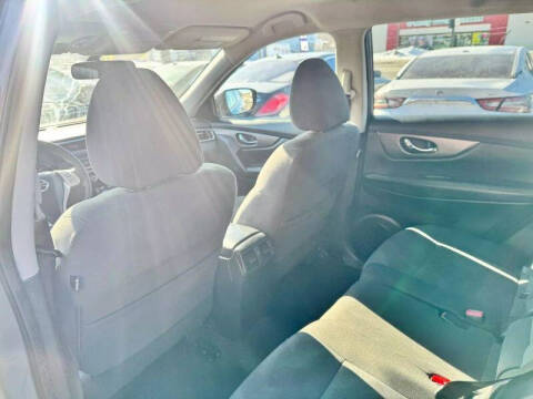 2016 Nissan Rogue SV