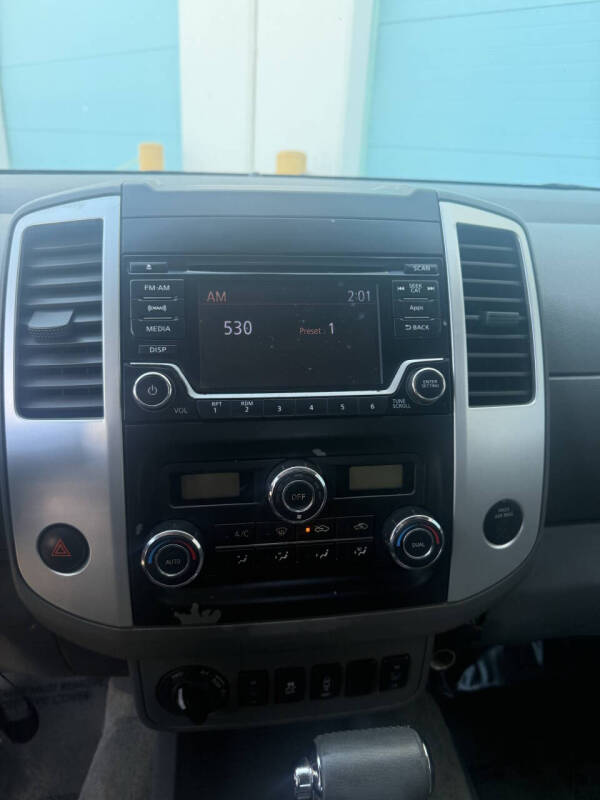 2016 Nissan Frontier SV